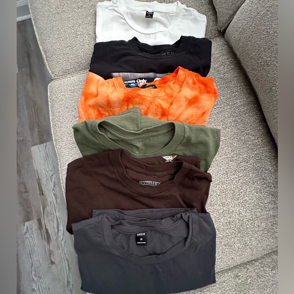 6 short sleeve shirts “perfect for the summer “